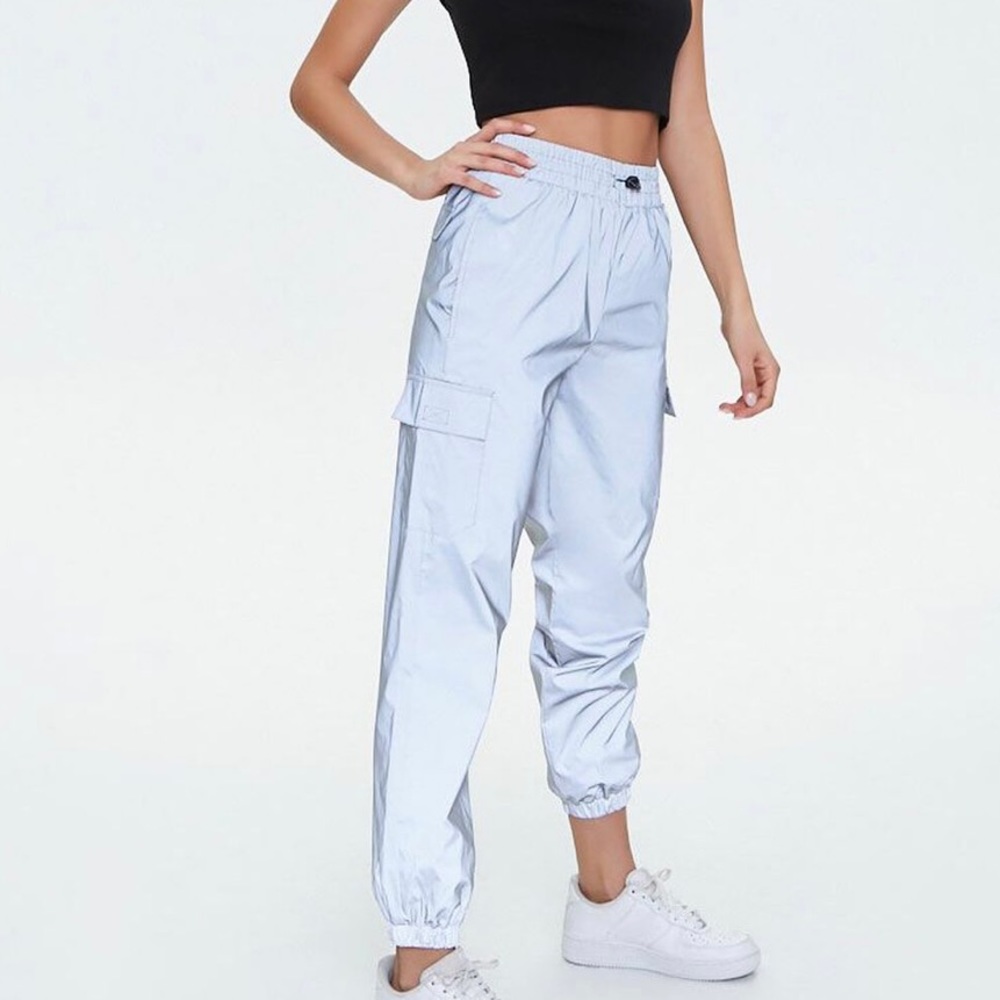 NWT FOREVER 21 Reflective Windbreaker Joggers size S